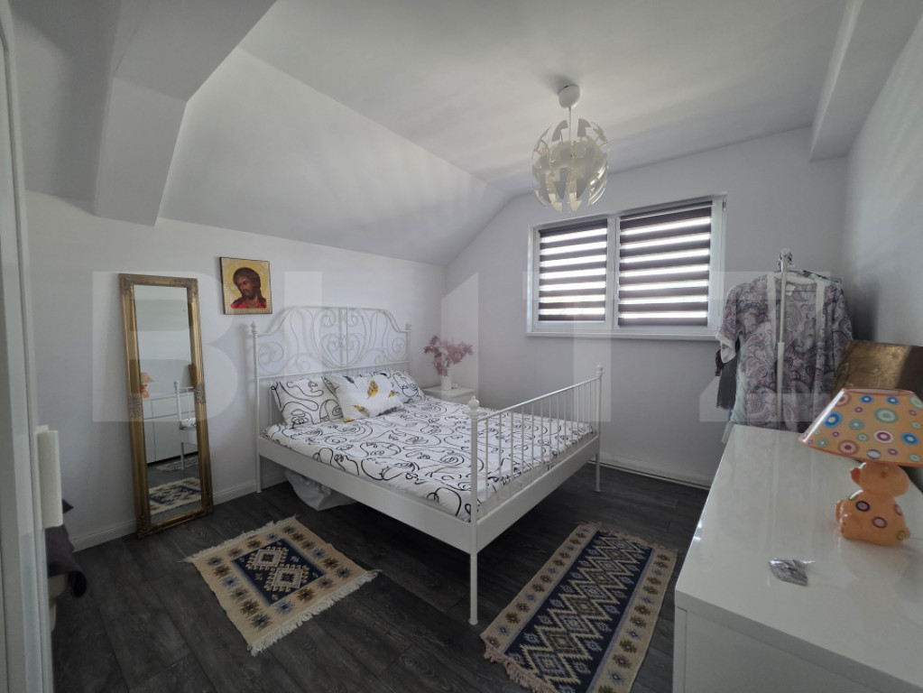 Casă de tip duplex de vânzare, 88.76 mp, zona cartier Prie