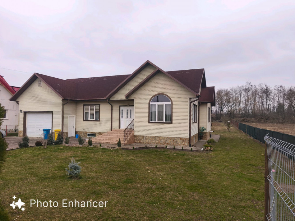 Casa in stil american, 120mp, 2450mp teren, Radauti