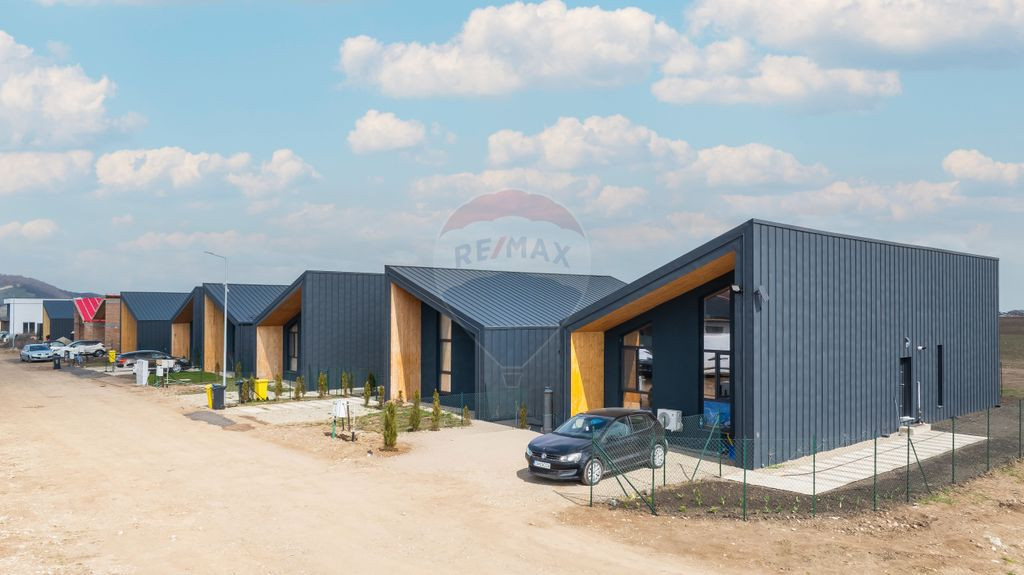 Aceasta este casa pe care TU o cauti, 500 mp, 104 utili, 175