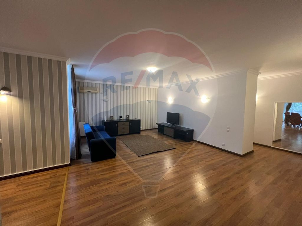De vanzare apartament 3 camere | Domenii I Loc parcare su...