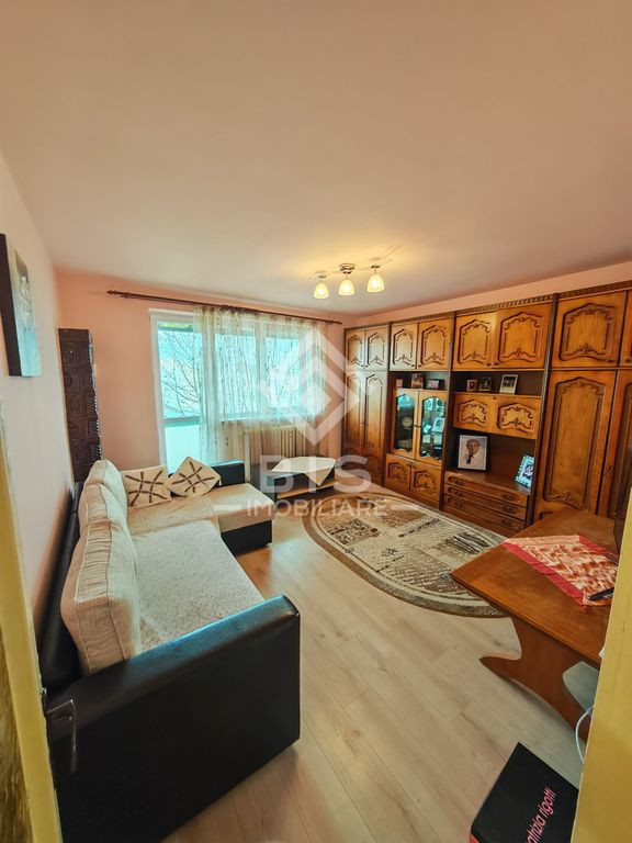 Apartament 3 camere decomandat/ Spitalul Județean