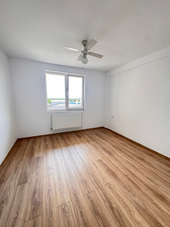 Apartament 2 camere, zona Lumina, Constanta, loc parcare