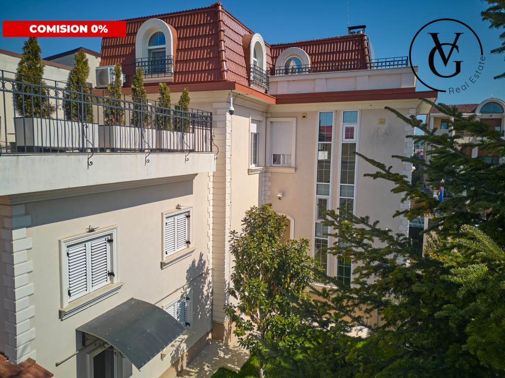 Vilă elegantă cu grădină și terasă – zonă liniștit