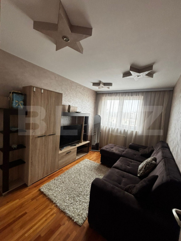 Apartament 3 camere, 65 mp, zona Marasesti