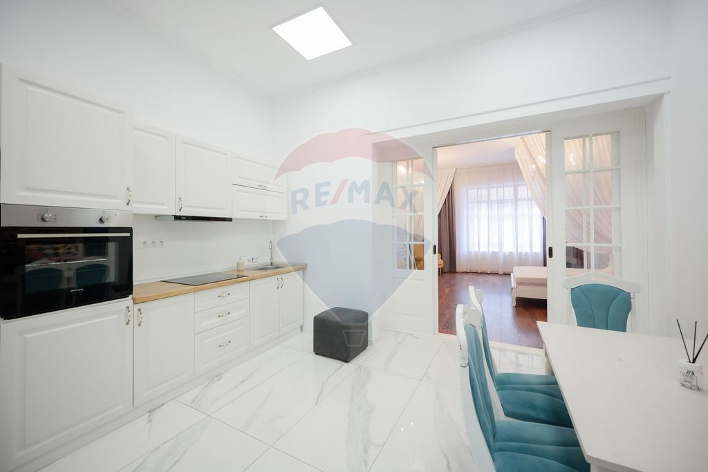 Apartament la casa cu o camera, 20 mp, ultracentral