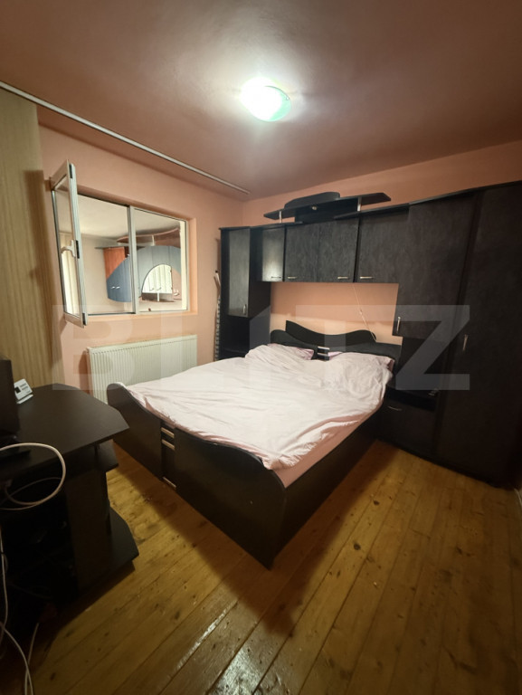 Apartament 2 camere decomandat, parter, Găești – zonă b