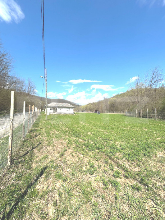 Casa de vanzare, 2 camere, 79 mp -Valea Garboului-Dej
