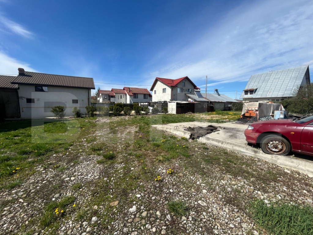Teren intravilan, 900 mp, zona Viforata