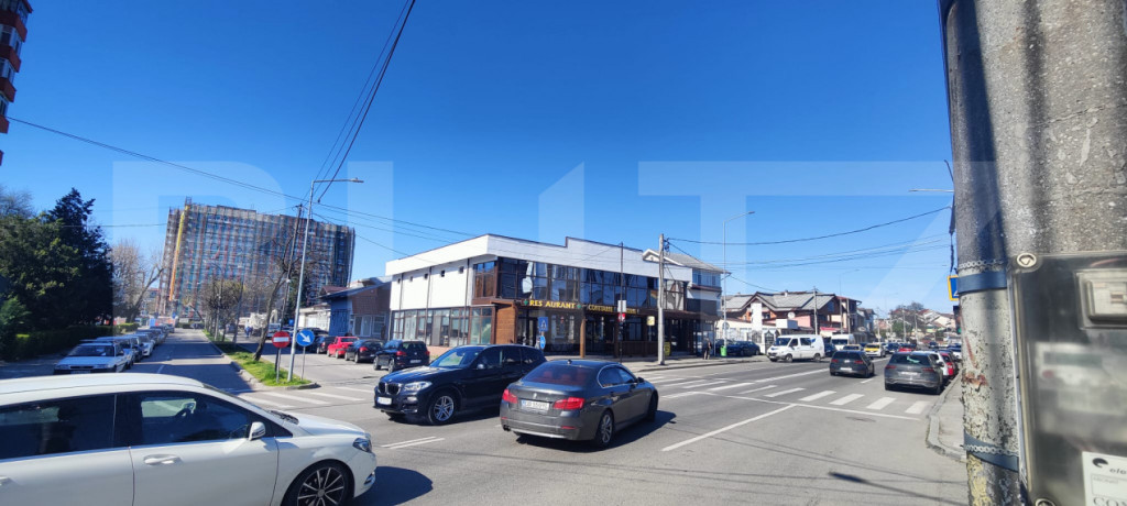 Spatiu comercial, 200 mp, zona Micro 6