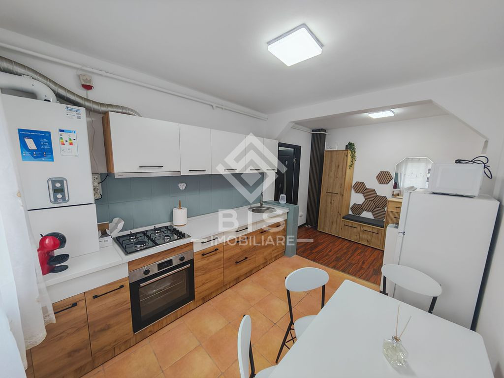 Apartament 2 Camere Decomandat, Str. Năsăudului – Eta...