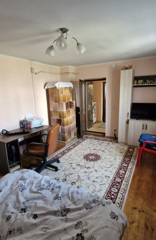 Exclusivitate apartament doua camere plus curte DNCB