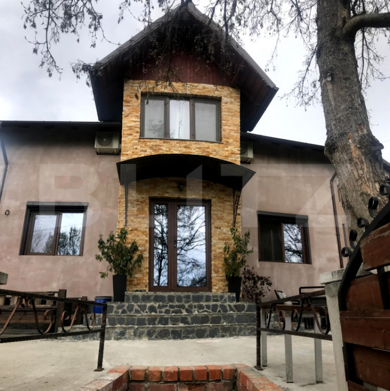 ???? Casă premium cu panoramă asupra orașului – garaj d