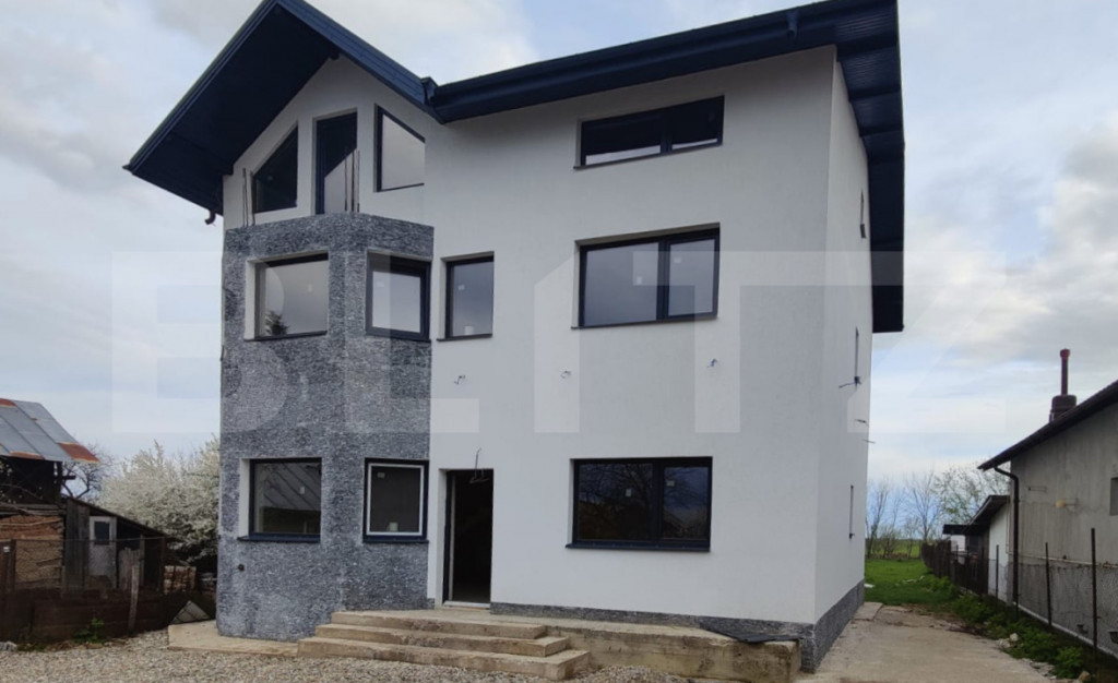 Casa individuală la cheie suprafată 178 mp, 500 mp teren,