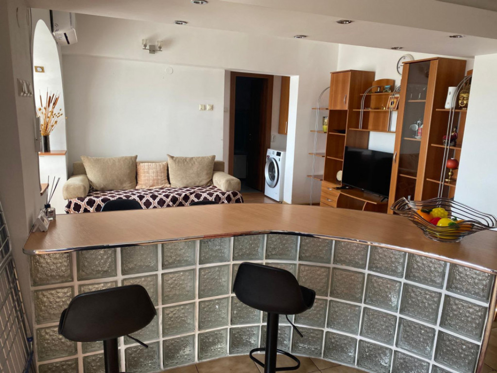 Apartament 2 camere semidecomandat, 50 mp, zona 1 Mai