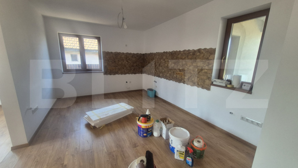 Casa cu 3 camere de inchiriat, 120 mp, teren 950 mp, Balta B