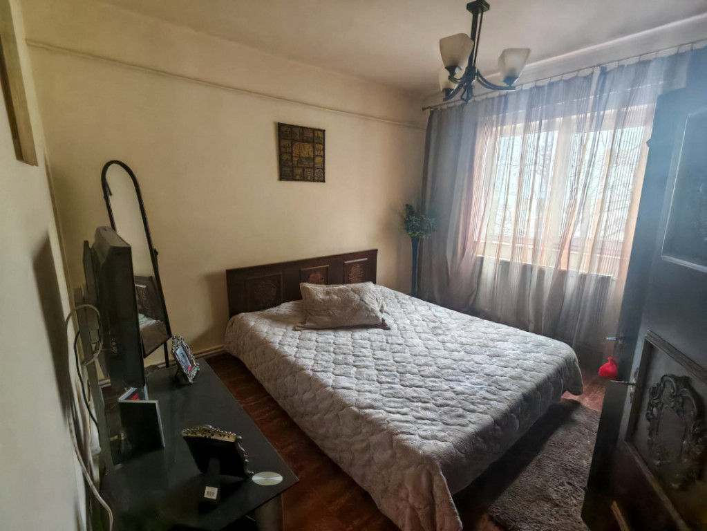 Apartament 3 camere de vânzare | Casa de Cultură Constanț