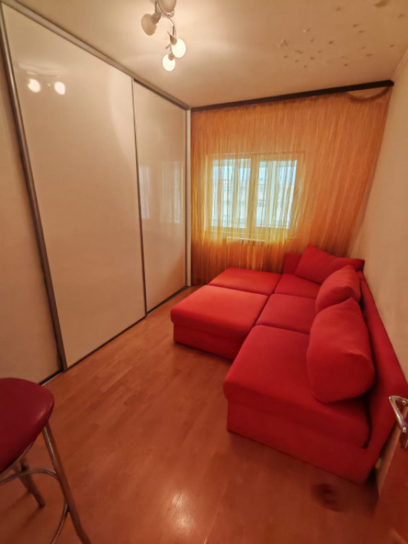 Apartament 3 camere de vânzare | Zona Far, Constanța