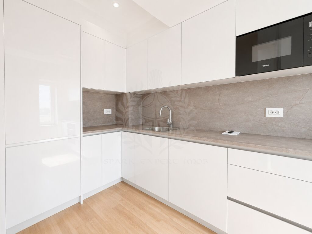 Apartament 2 camere, spatiu birouri, Ultracentral Ploiesti,