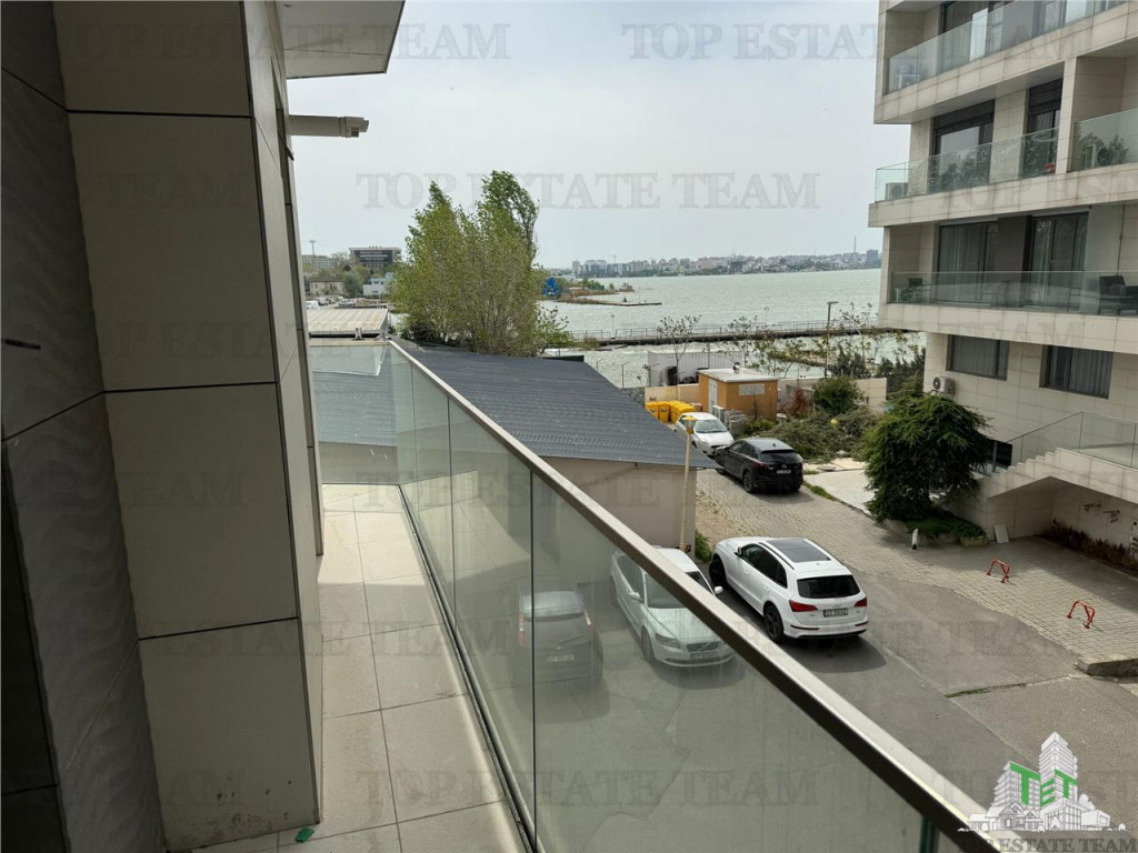 Apartament 3 camere lux cu vedere la mare si lac Cazino Mama