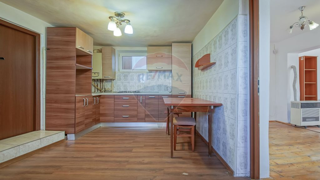 Casă individuală cu 3 camere, Schei