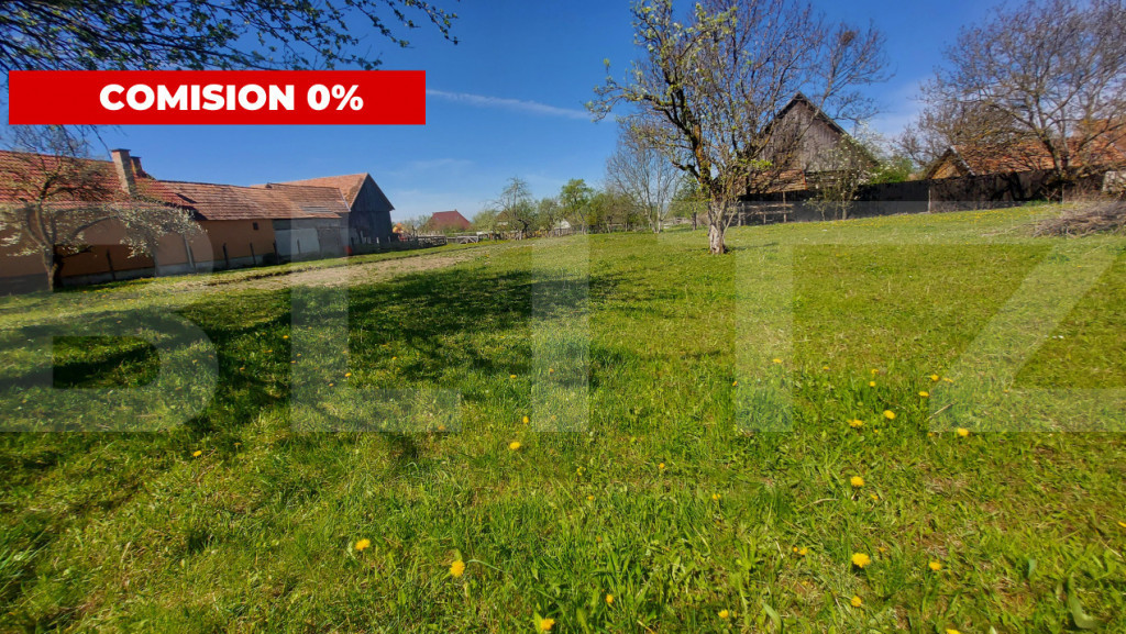 Teren intravilan 2200 mp in Bicfalau I 30 m front stradal I