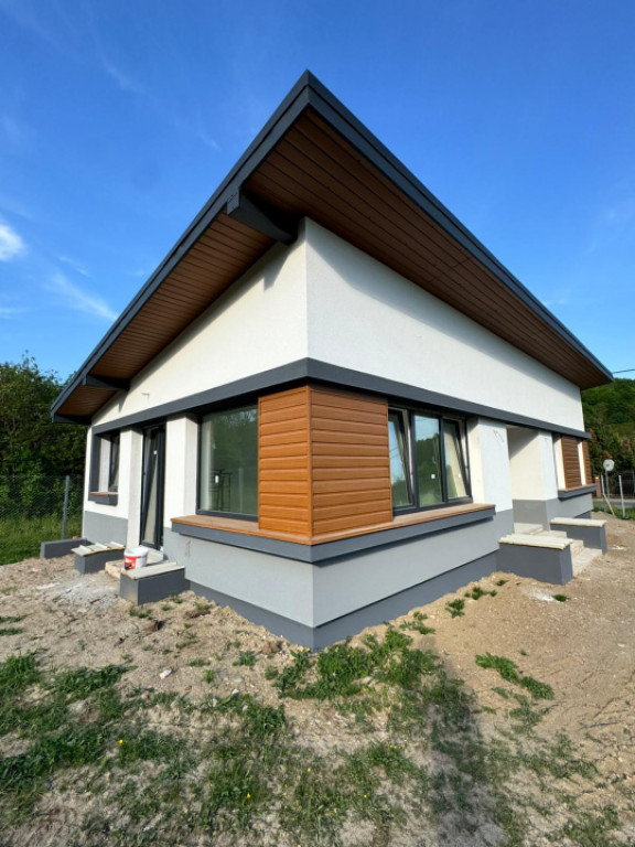 Casa moderna cu 5 camere | Teren 2.055 mp | Tauții-Maghe...