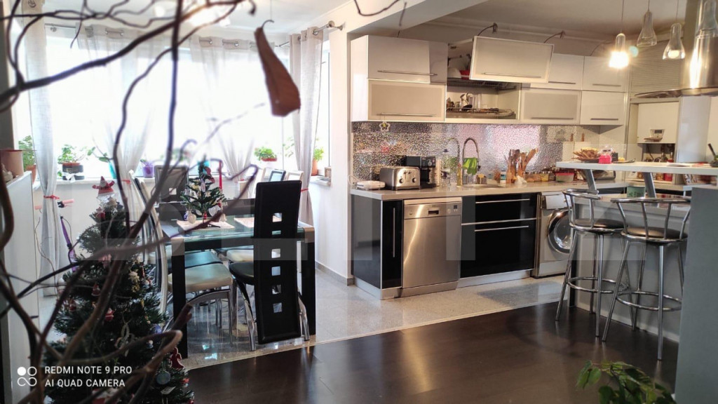 Apartament 3 camere de vanzare , Buna Ziua, zona Lidl