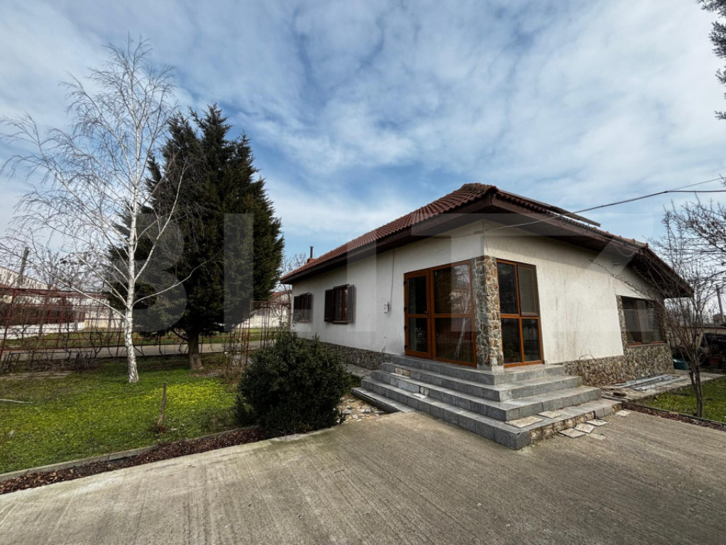 Casă parter nelocuită, terasă 50 mp, teren 647 mp, Preajb