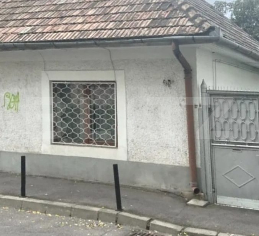 Casă cu Potențial în Brașov – Ideală pentru Locuinț?