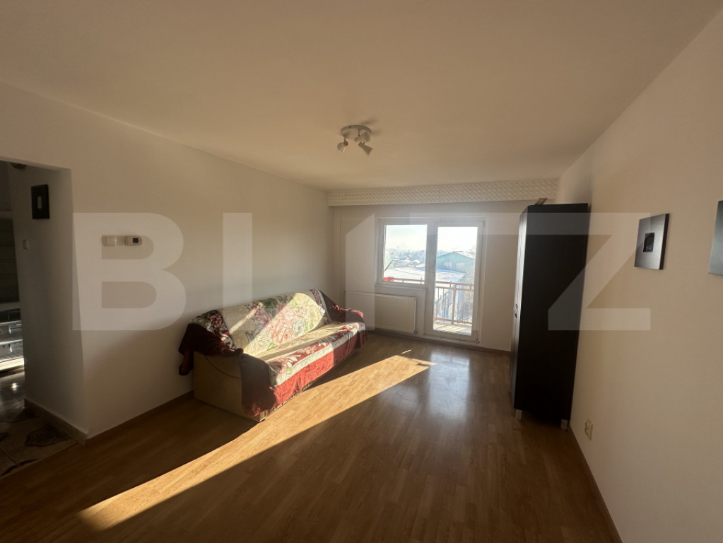 Vanzare apartament 2 camere, 61 mp, zona Carpati 2,