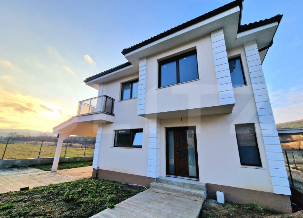 Casa individuala 110 mp utili, 400 mp teren, finisata modern