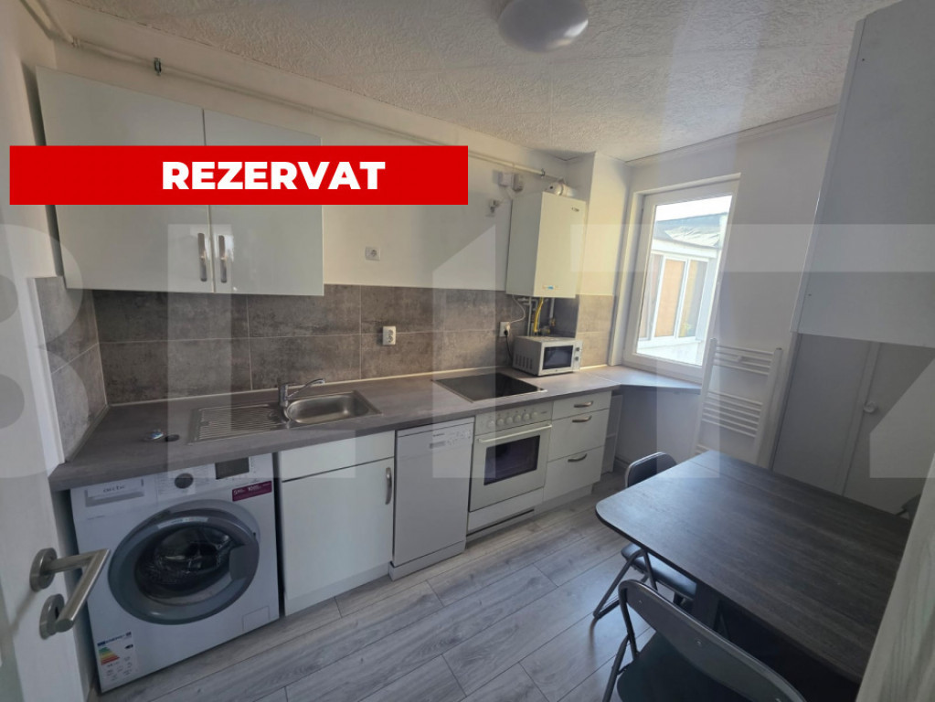 Apartament cu 3 camere, 66 mp, zona Simeria