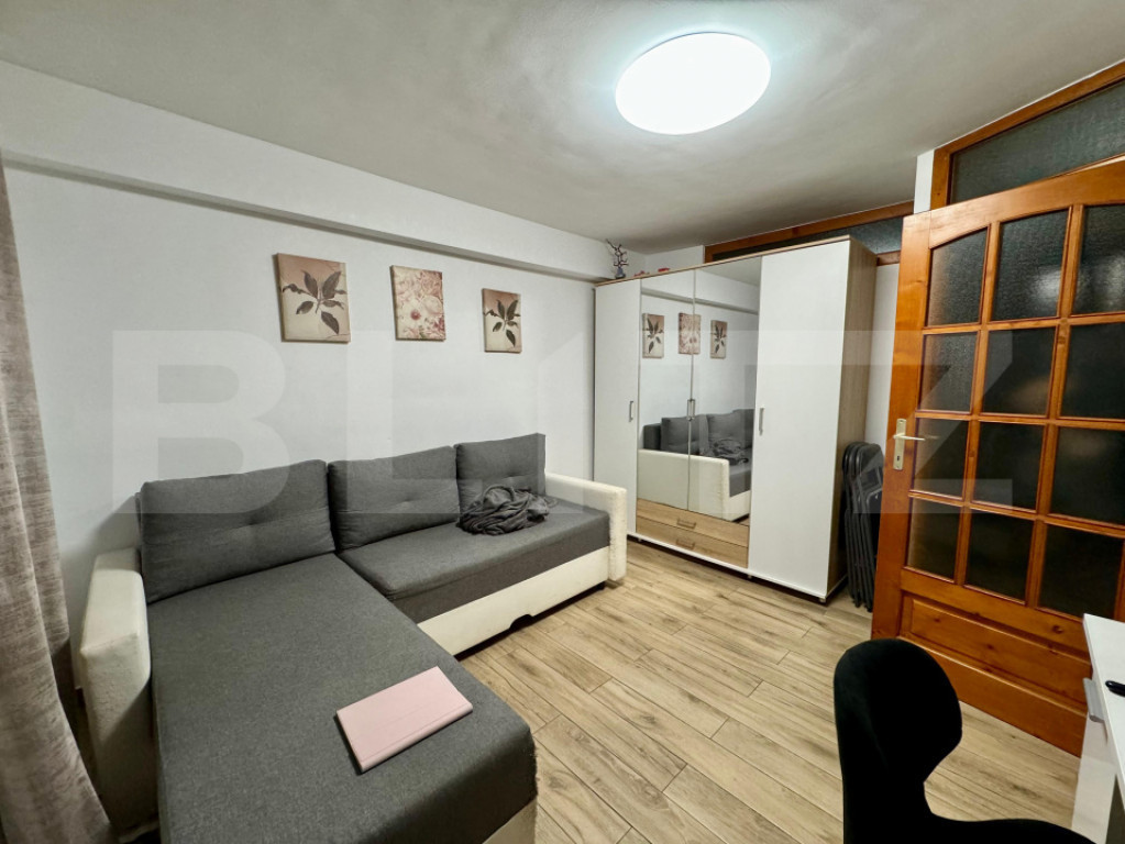 Apartament 2 camere, decomandat, zona Decebal