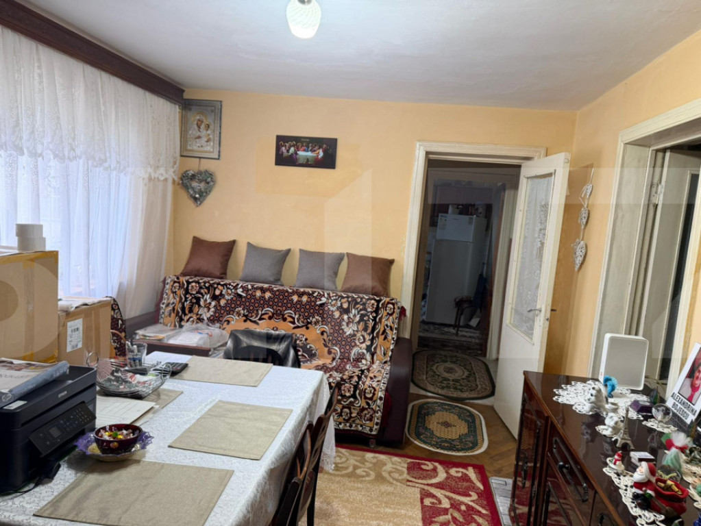 Apartament de vânzare, decomandat, 68 mp –Ultacentral, Bo