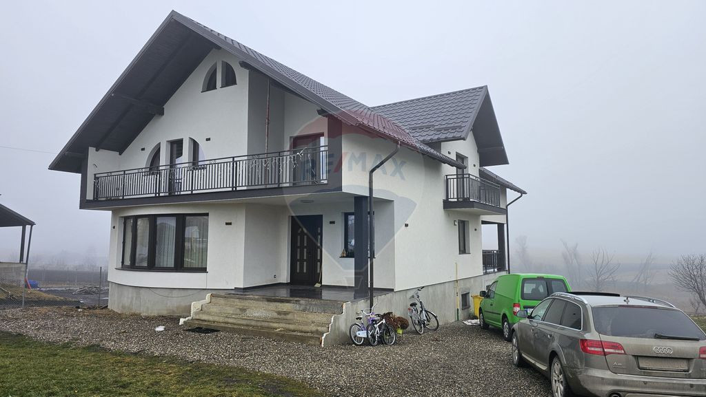 Casă / Vilă de lux, Moara Nica, Suceava