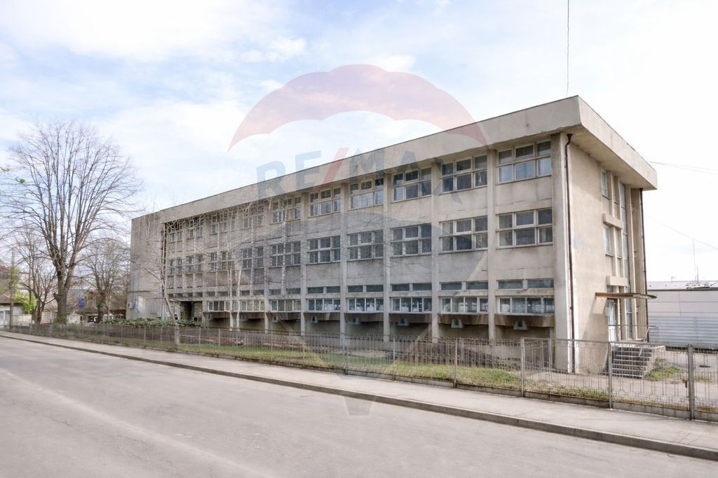 Spațiu comercial de vânzare