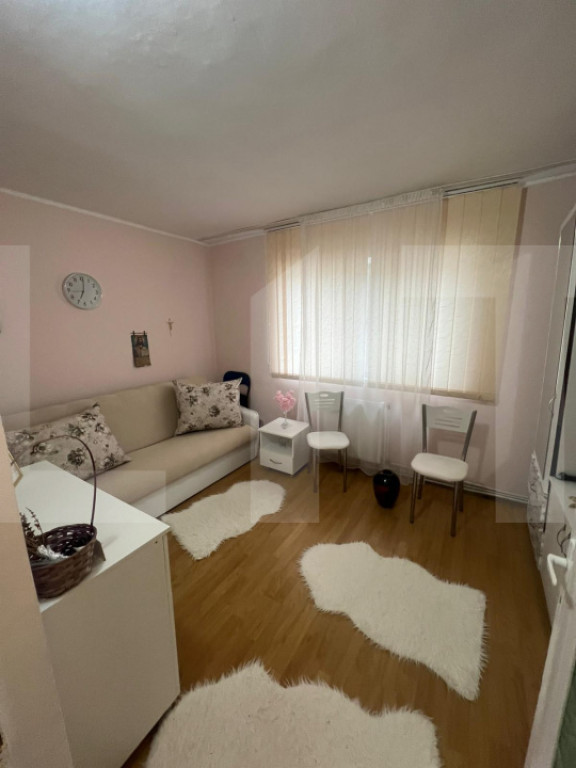 Apartament spațios 49 mp, 2 dormitoare, balcon – Zona Doj