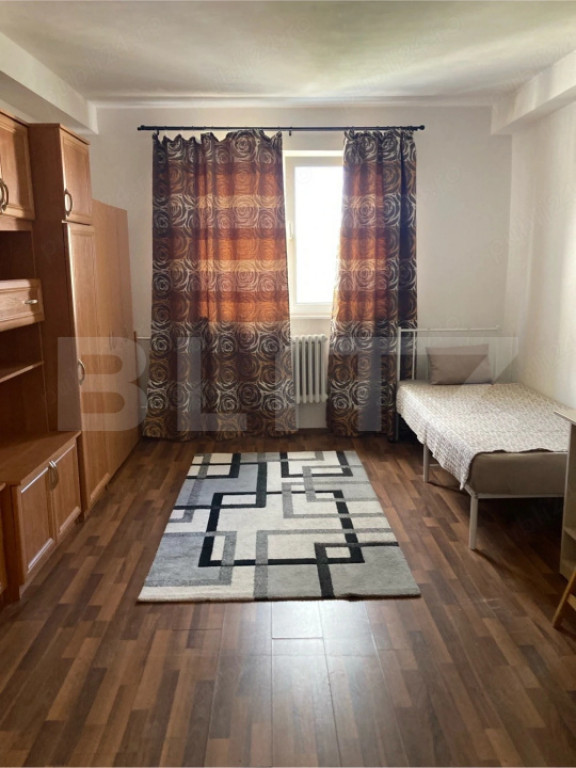 Apartament 1 cameră decomandat , Etaj intermediar, bloc cu