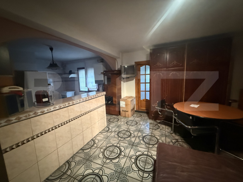 Apartament 4 camere, parter, decomandat –M3