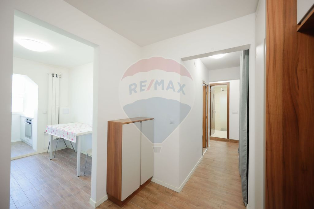De vânzare apartament PB, 3 camere, Rogerius - RENOVAT C...