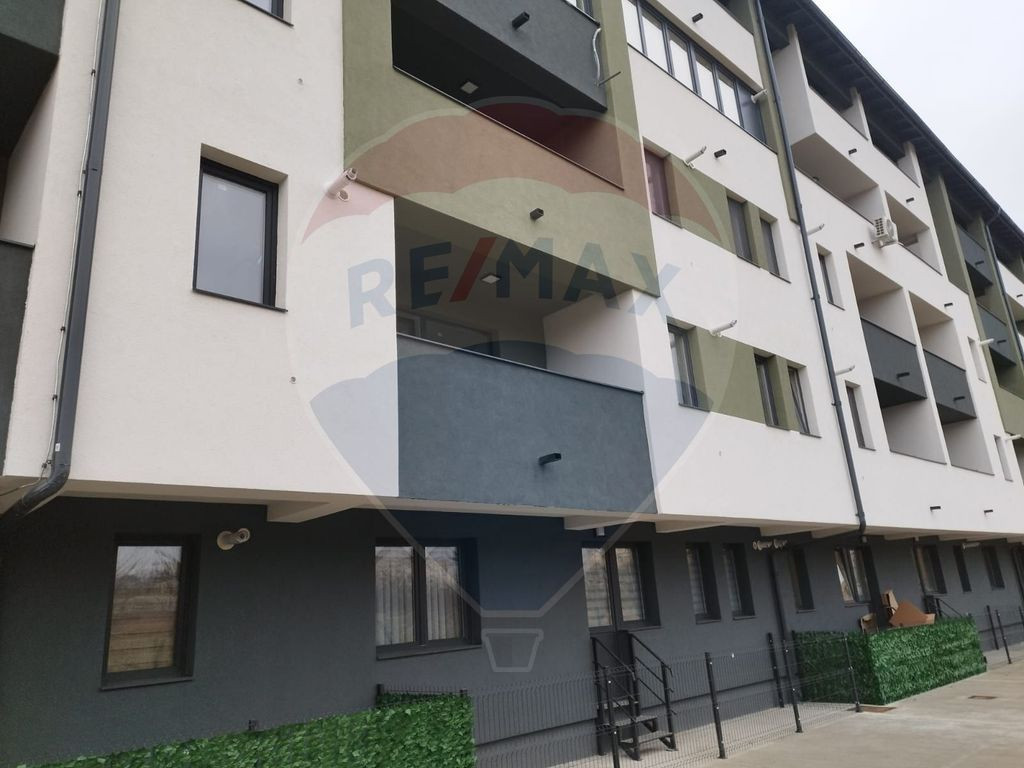 2 CAMERE Apartament de lux cu loc de parcare inclus de in...