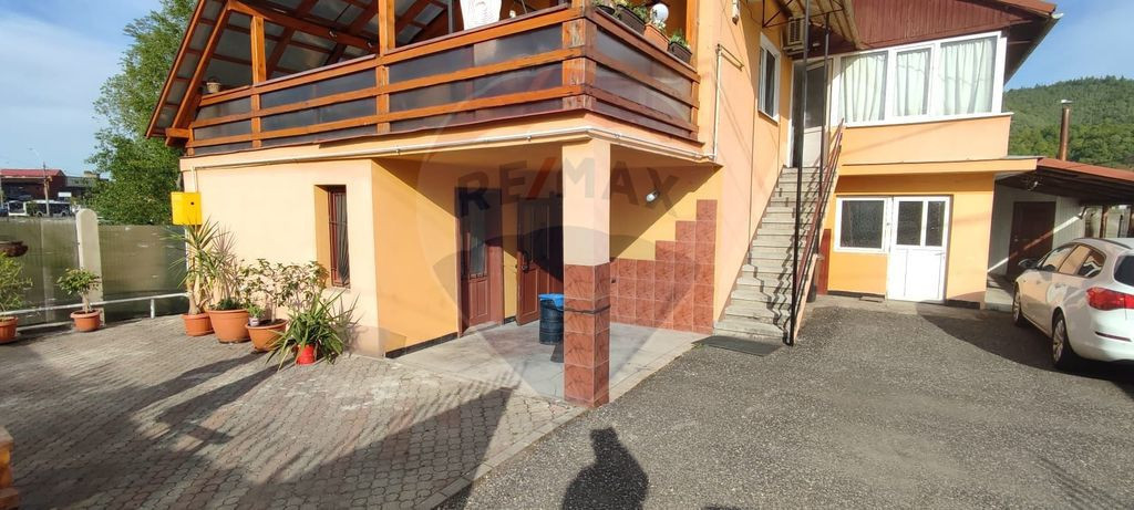 DE INCHIRIAT: Spatiu comercial 110 mp | Trifazic, parcare...
