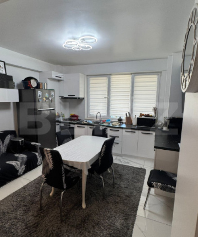 Apartament 3 camere, semidecomandat, parter, cartier Burduje