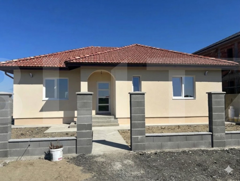 Casa individuala 4 camere, 95 mp, zona Sag