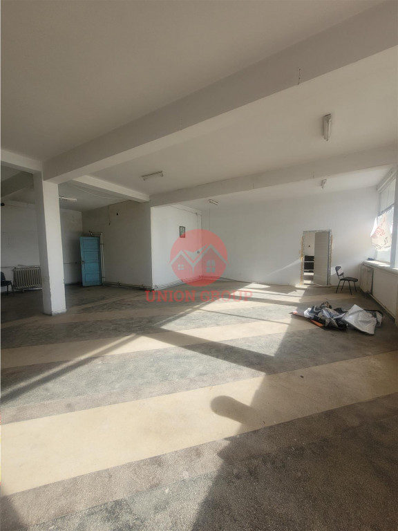 Spatiu Comercial, Etaj 1, 300 mp - Agigea Zona Centrala, Foa