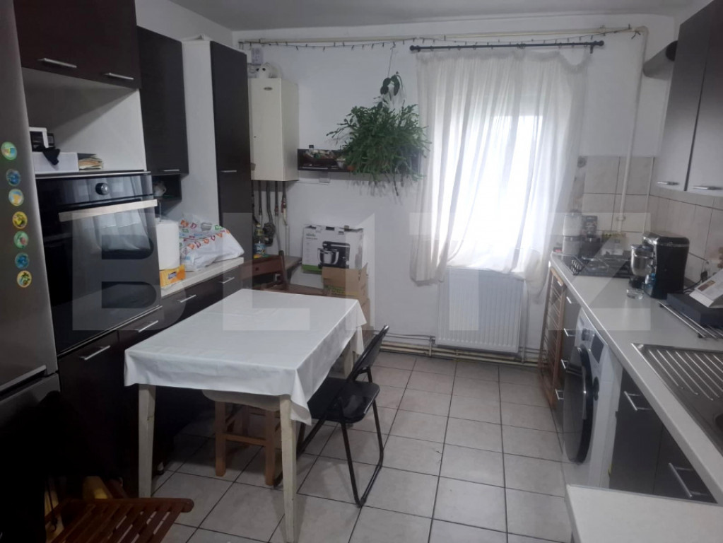 Apartament de vanzare, 58 mp, zona Gaesti - str. Cuza Voda