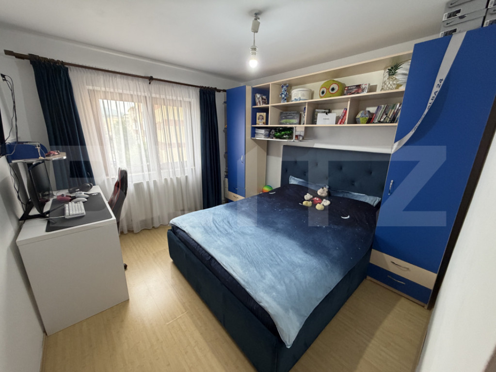 Apartament 2 camere decomandat, 52 mp, Etaj 3, zona Cetate