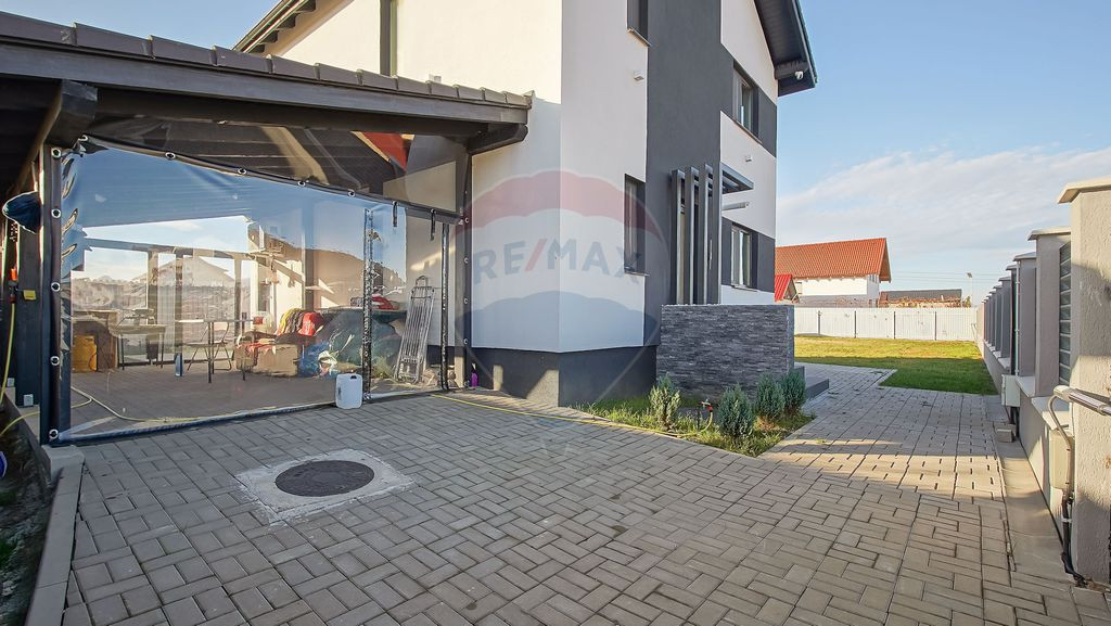 Casă smart finisaje premium, 700 mp teren Cartier Izvor ...