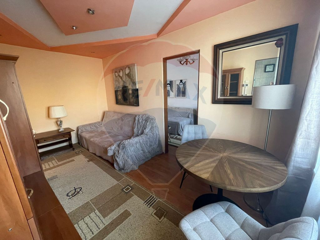 Apartament cu 2 camere de închiriat în zona Sasar