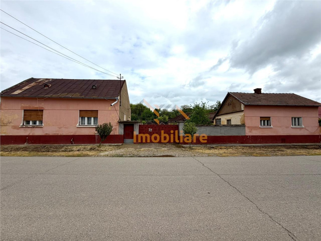 CASA CU TEREN 975 MP | ACCES AUTO | ZONA SANTIMREU | BIHOR